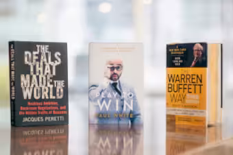 Imagen del libro / autora